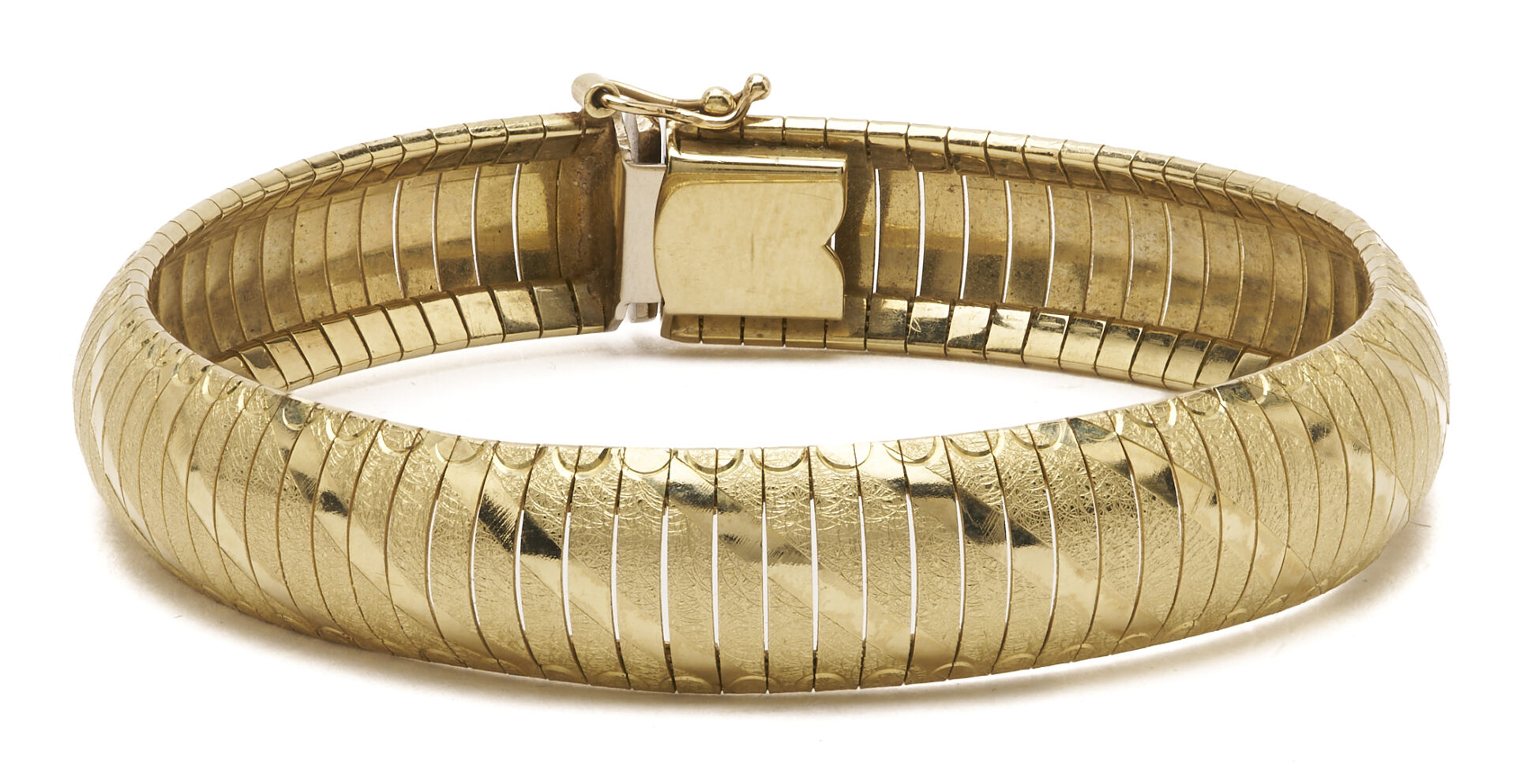 Lot 978: 10K Italian Gold Bracelet
