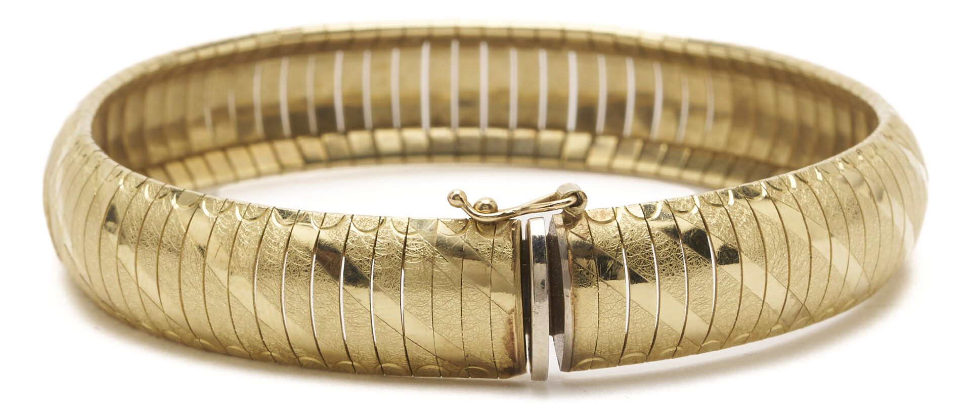 Lot 978: 10K Italian Gold Bracelet