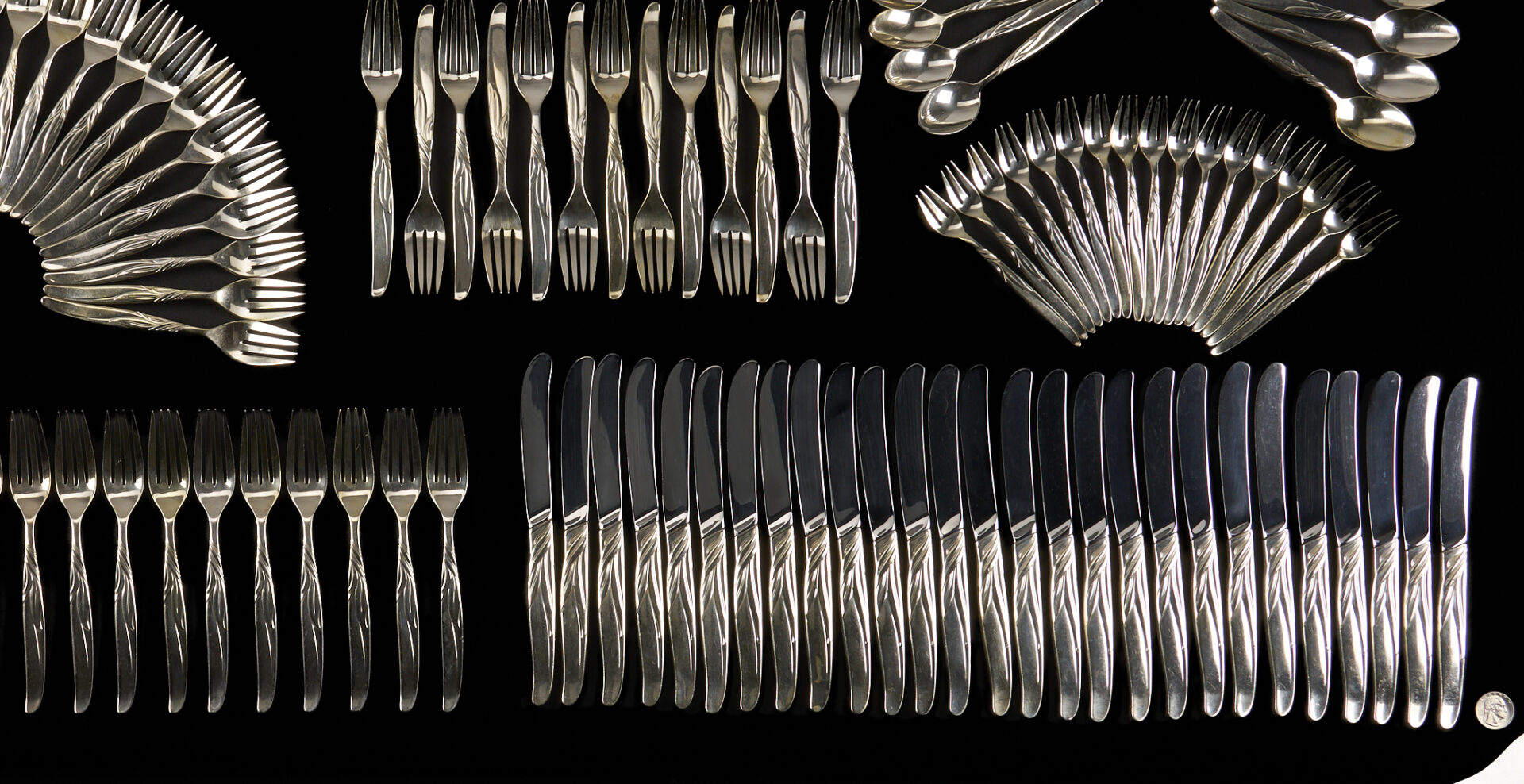 Lot 97: 164 Pcs. Towle Southwind Sterling Flatware, svc. for 27