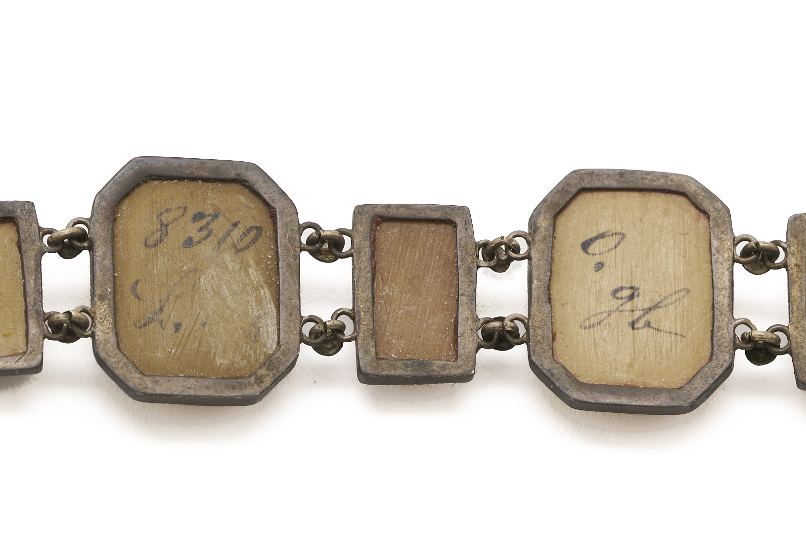 Lot 980: 4 Gold, Silver, & Gemstone Jewelry Items