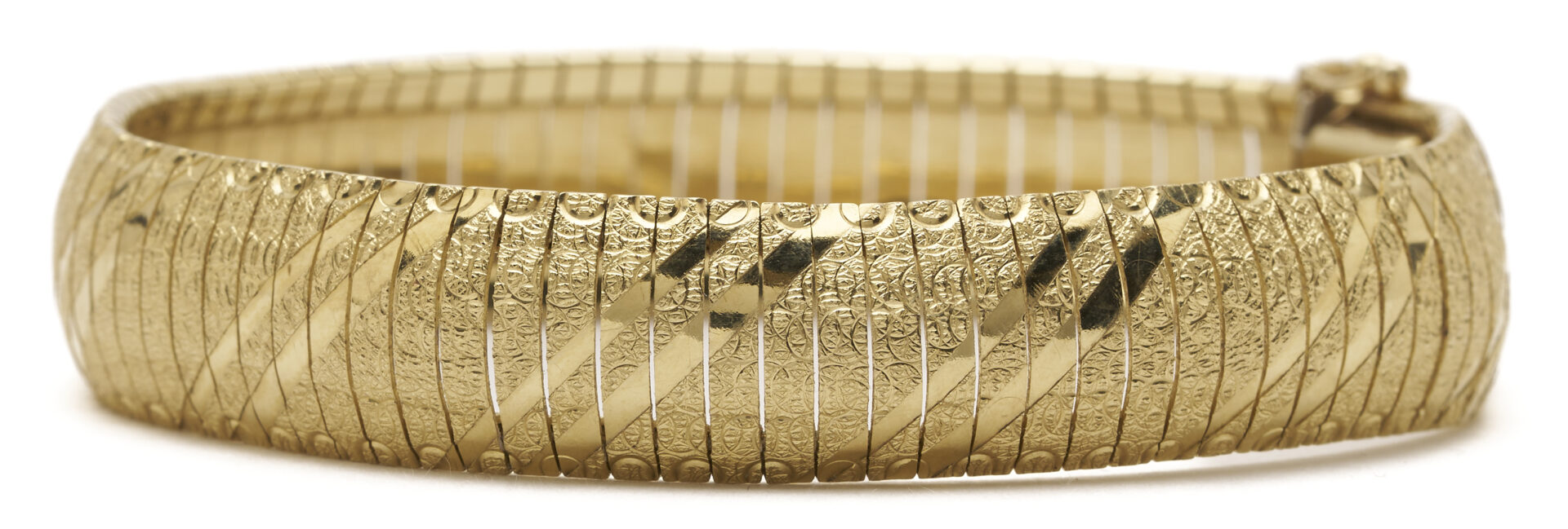 Lot 981: 10K Italian Gold Bracelet