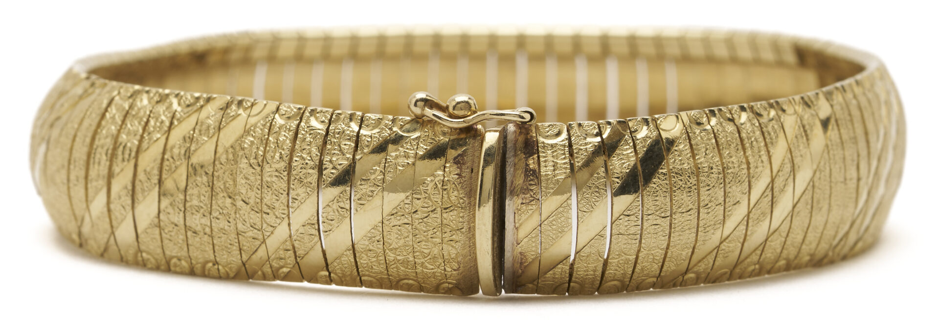 Lot 981: 10K Italian Gold Bracelet