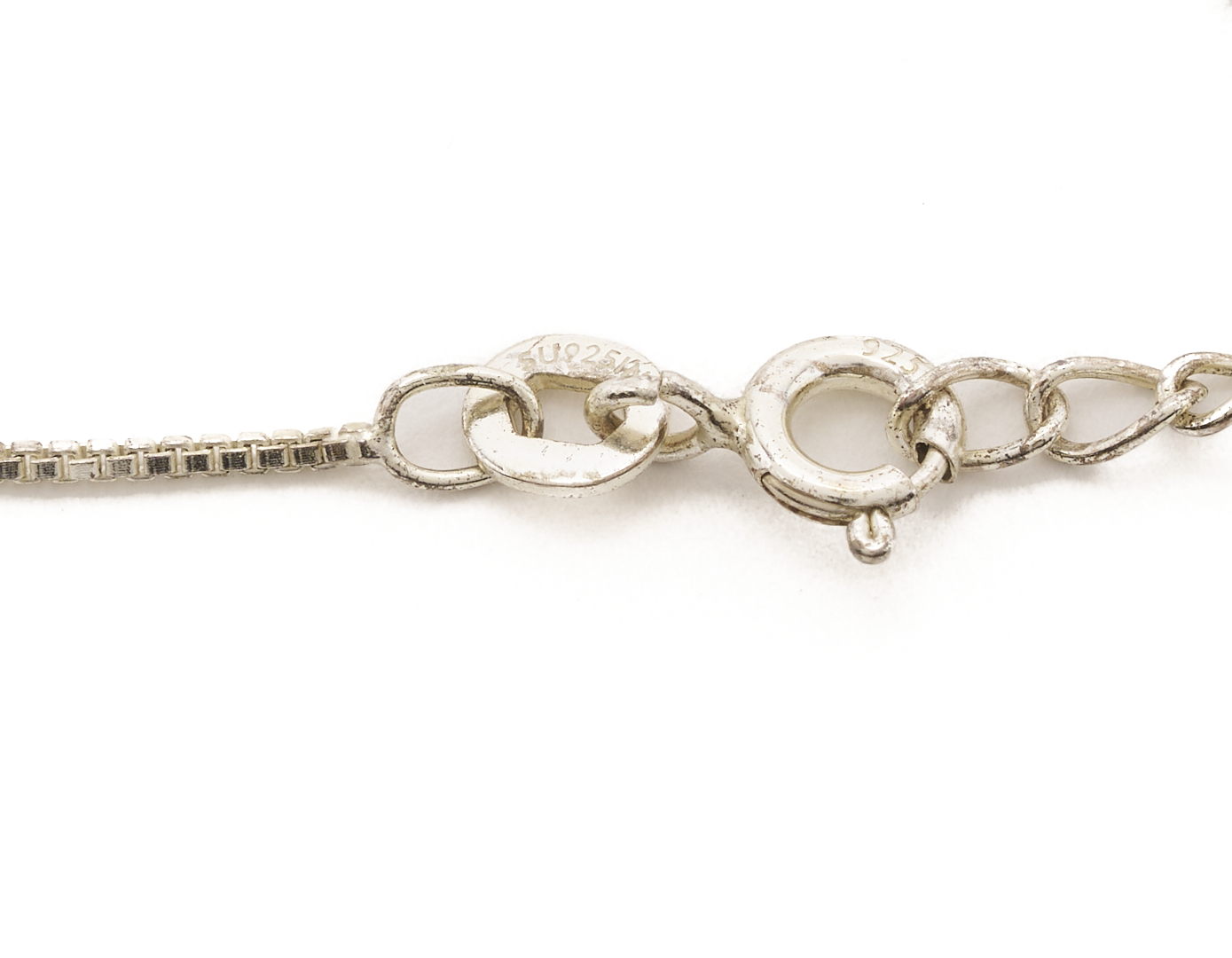 Lot 989: Gold, Silver, & Gemstone Necklace Lot