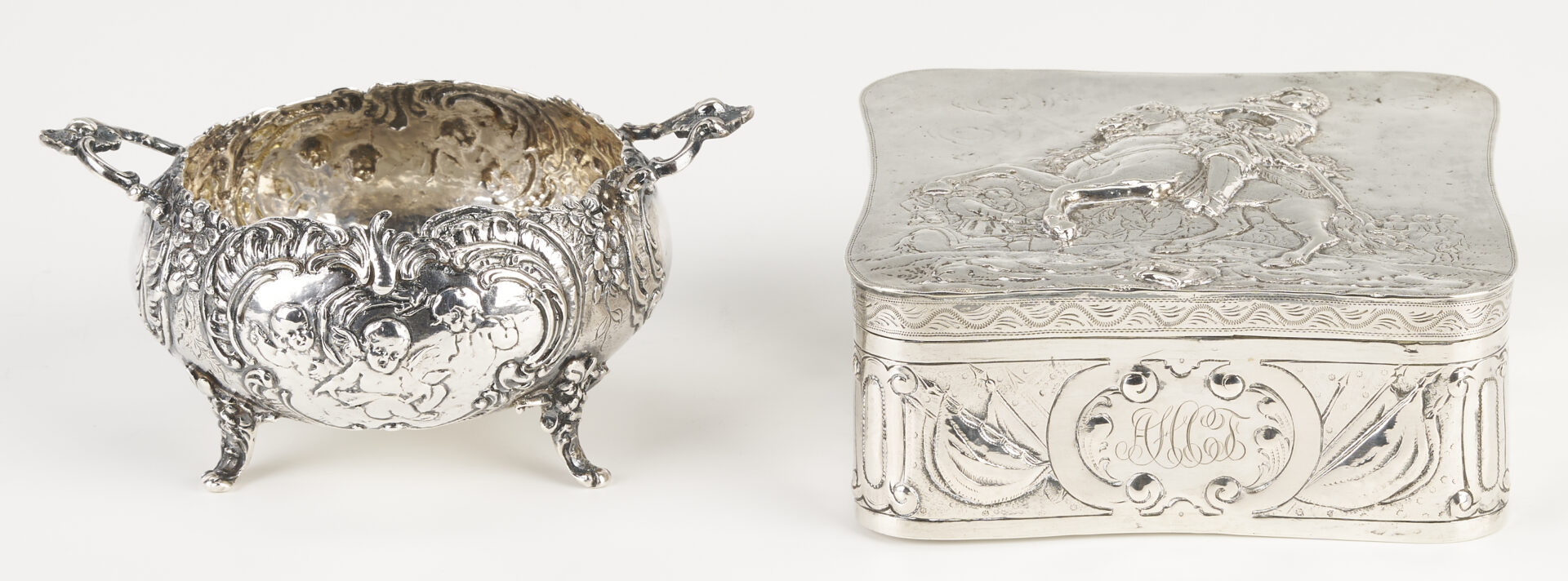 Lot 994: 4 pcs Continental Silver: Box, Sugar and Server plus Sterling Magnifying Glass