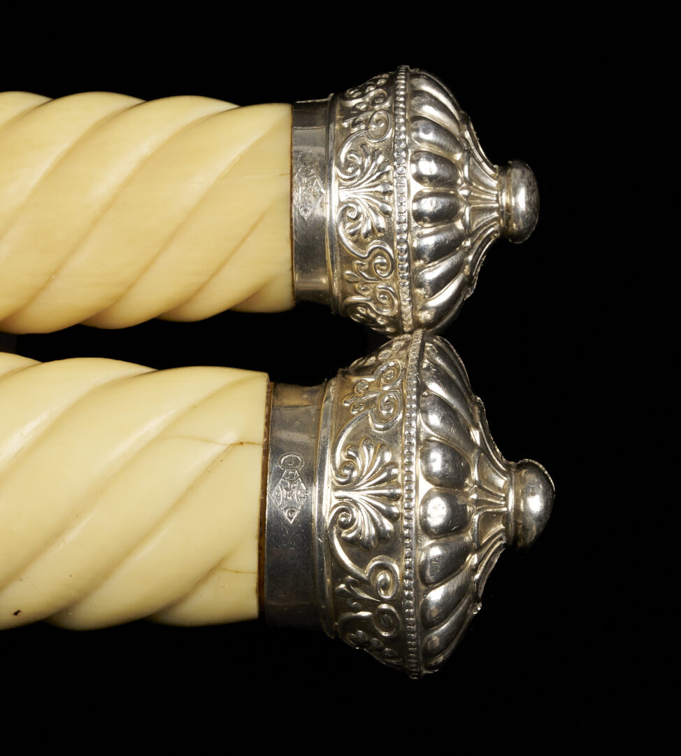 Lot 997: English Sterling Cruet Set plus Silverplated Fish Servers