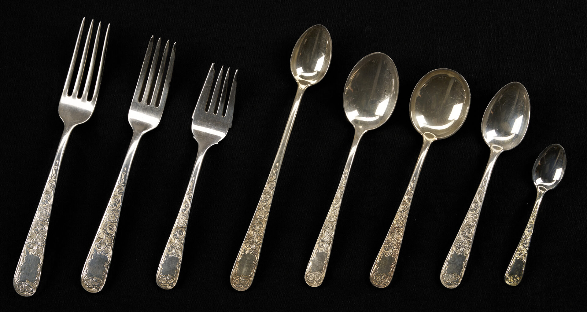 Lot 99: 125 Pcs Kirk Old Maryland Sterling Flatware Plus 4 Others