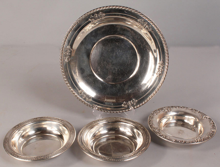 Lot 589: 4 Sterling Dishes, Wallace and S. Kirk & Son