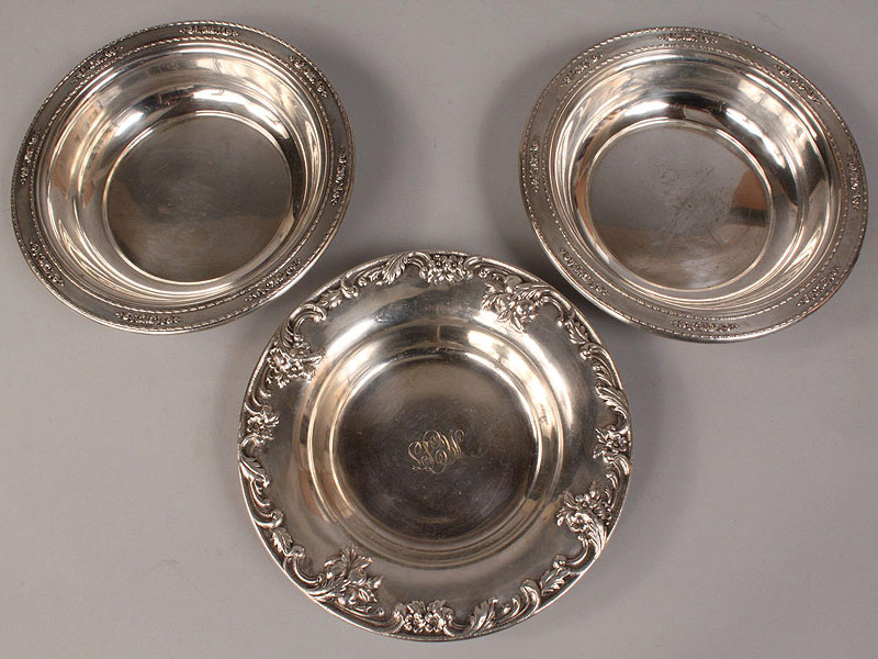 Lot 589: 4 Sterling Dishes, Wallace and S. Kirk & Son