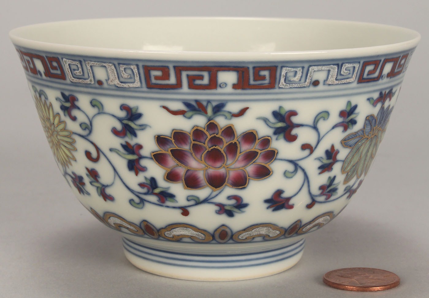 Lot 264: Chinese Wucai Porcelain Bowl