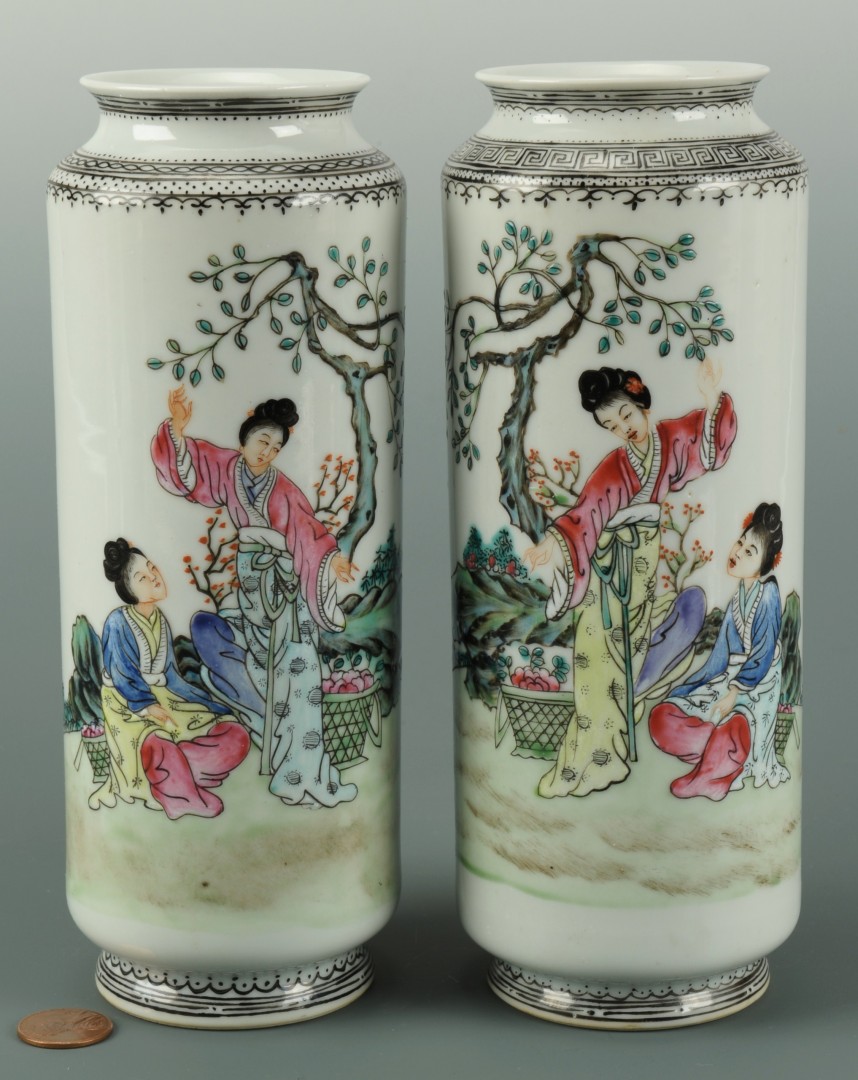 Lot 403: 4 Chinese Republic Famille Rose Vases