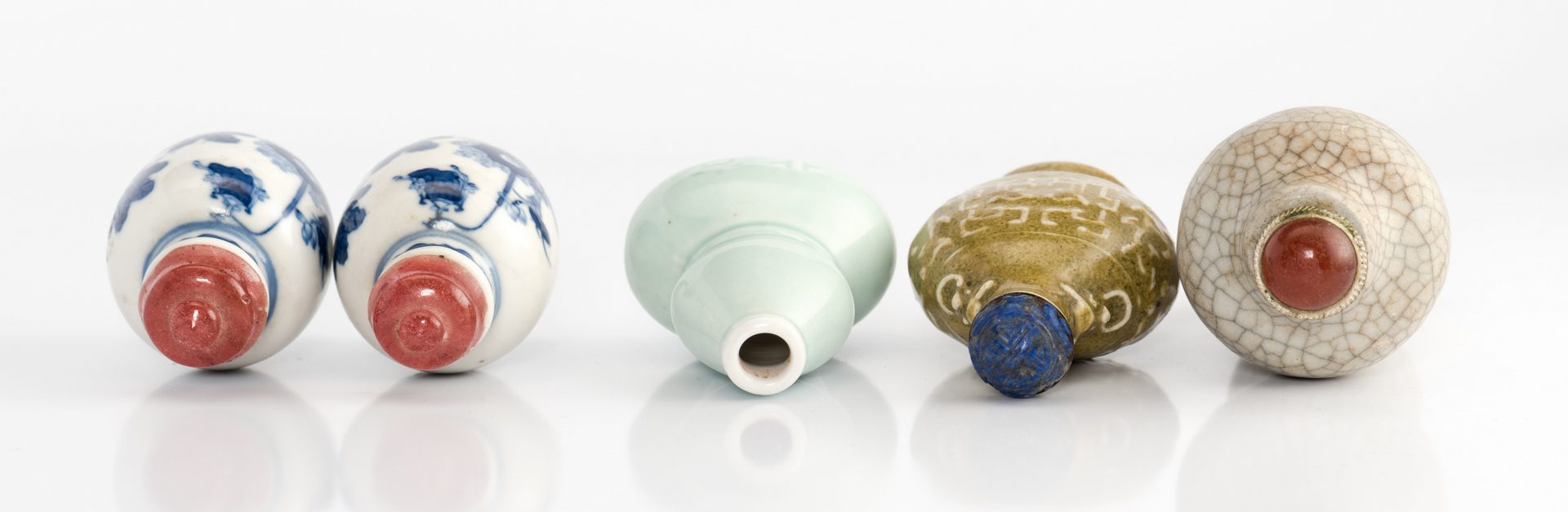 Lot 9: Collection of 5 Ceramic Snuff Bottles
