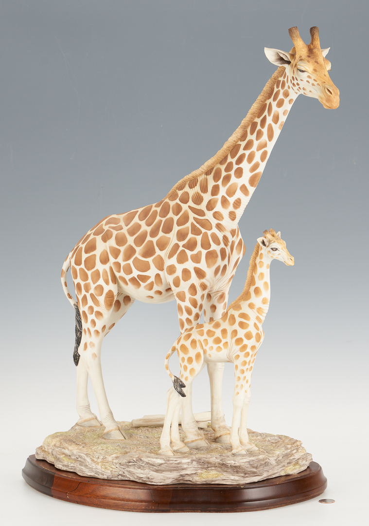 Lot 178: Boehm Mother & Calf Giraffe Porcelain Figure