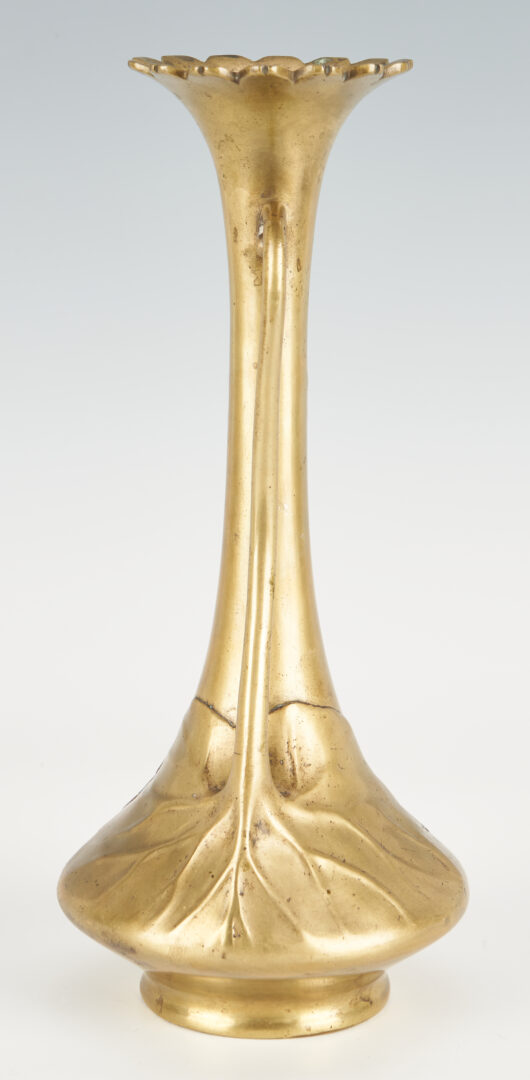 Lot 7: Art Deco Bronze Lamp & Inkwells plus Vase, 3 items