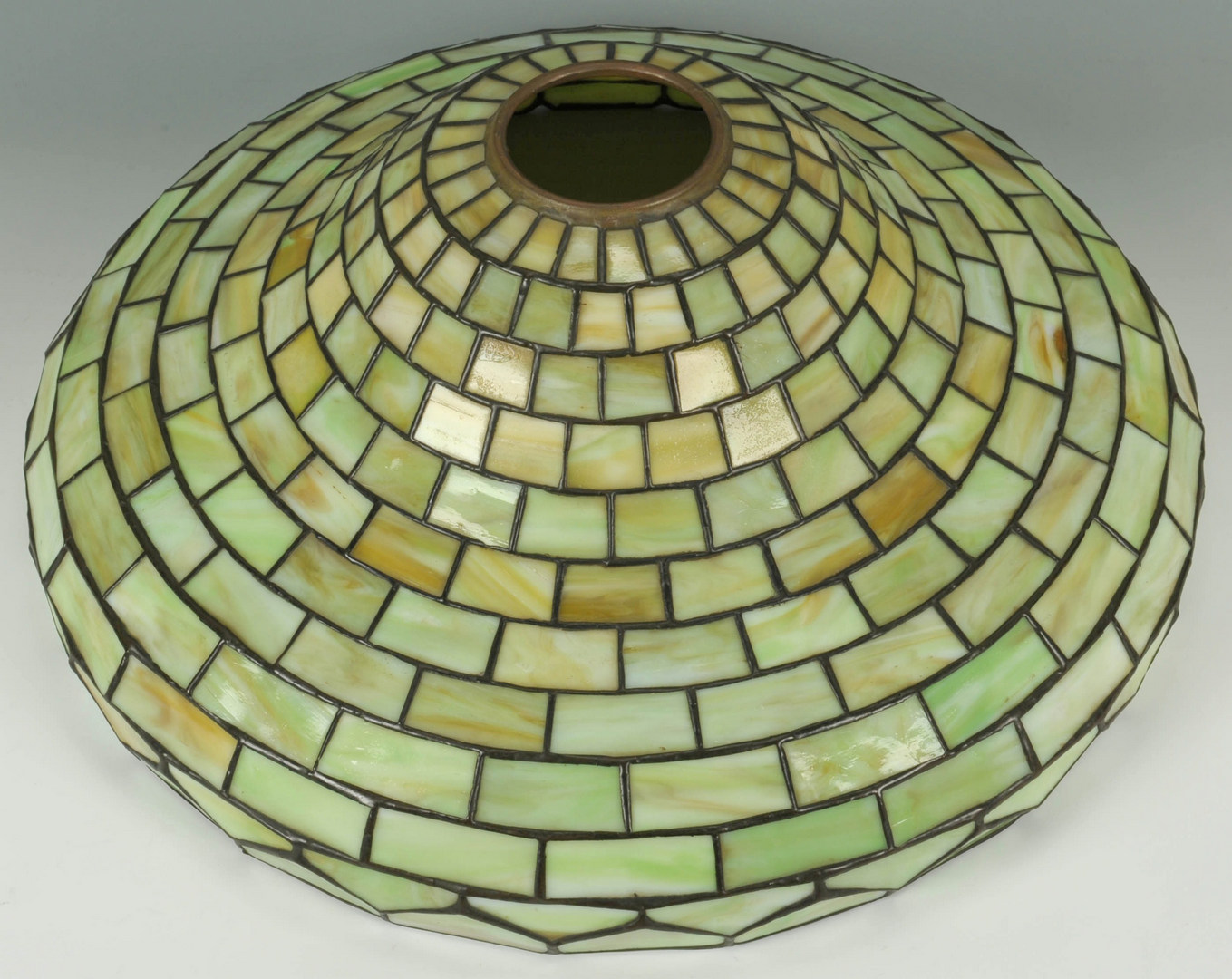 Lot 126: Duffner & Kimberly Art Glass Lamp w/ Green Glass S