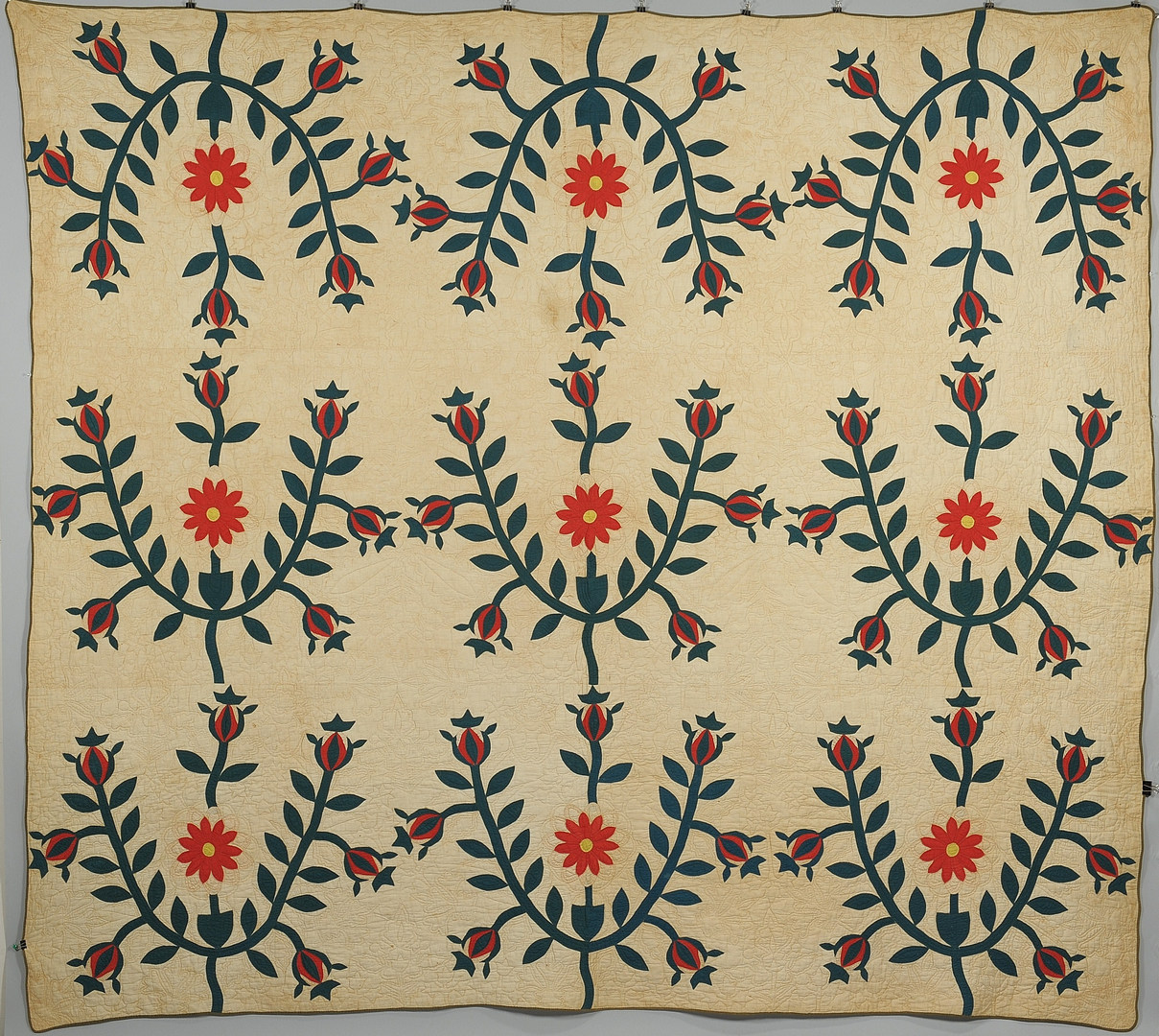 Lot 146: 19th Century Middle TN Floral Quilt