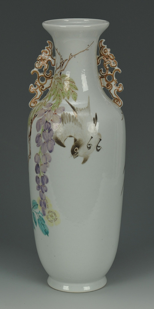 Lot 203: Chinese Famille Rose Porcelain Vase w/ Birds