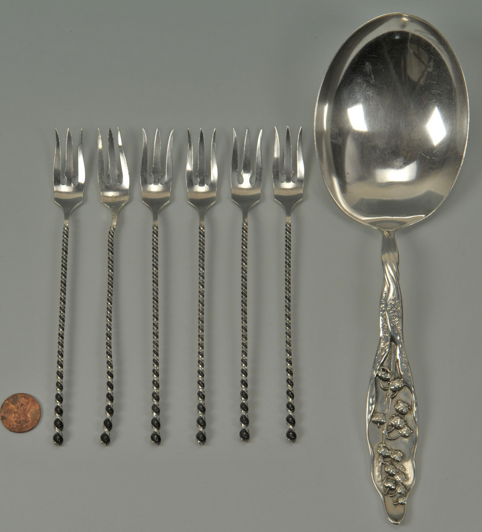 Lot 235: Silver flatware inc. 6 twist forks and Steif ladle