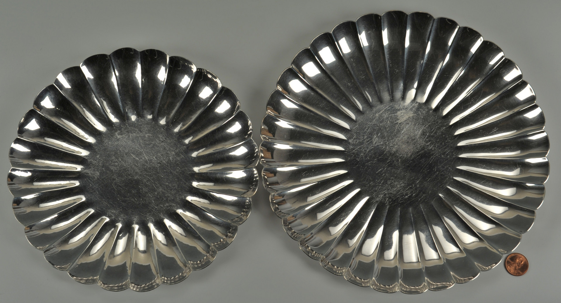 Lot 240: Two Sterling Silver Plates inc. Japanese Okubo