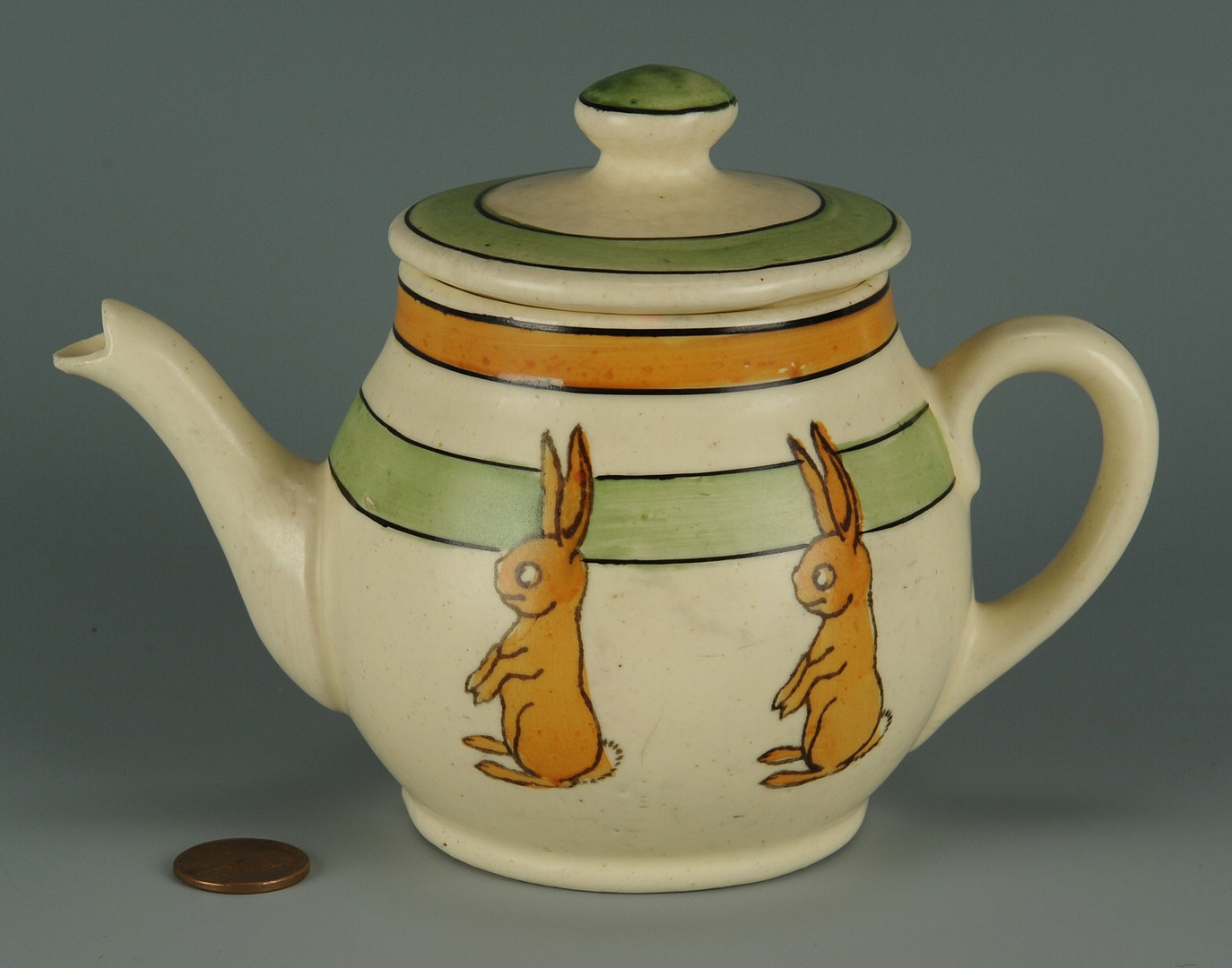 Lot 285: Roseville Juvenile Rabbit Tea Pot