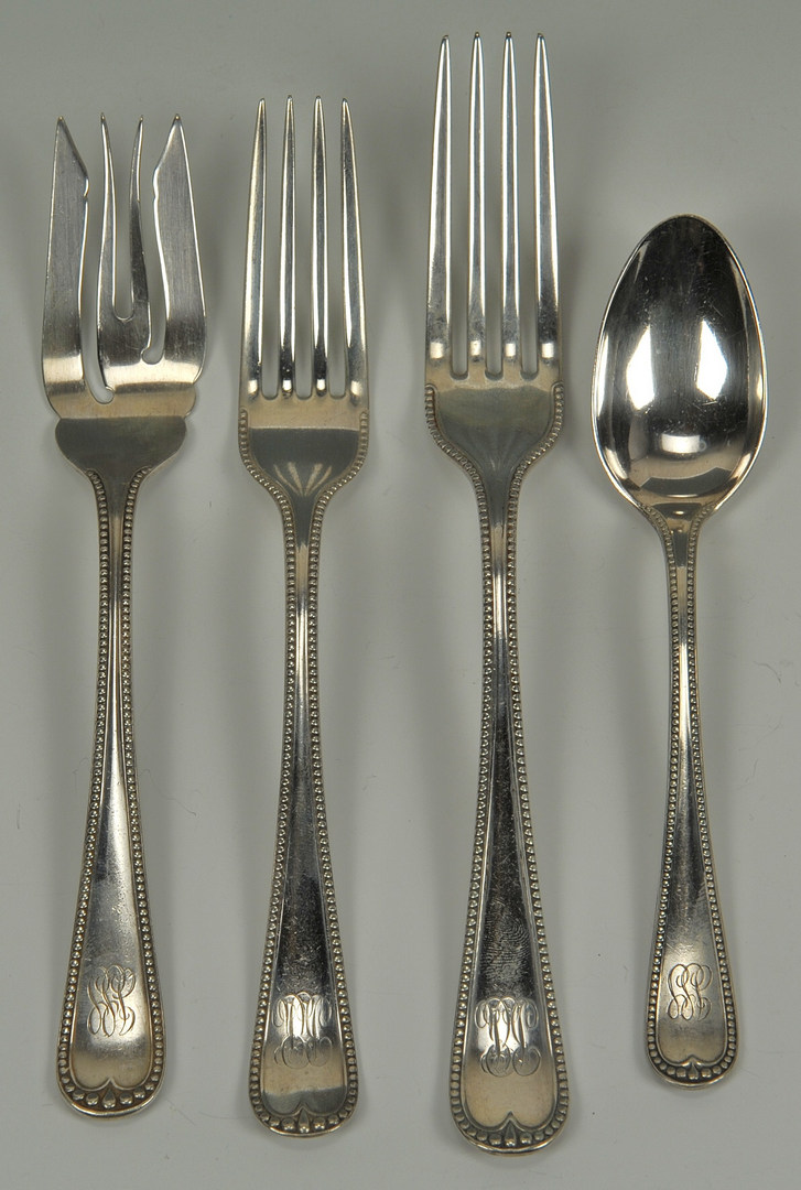 Lot 417: 31 Pieces of Mixed Gorham Sterling Flatware