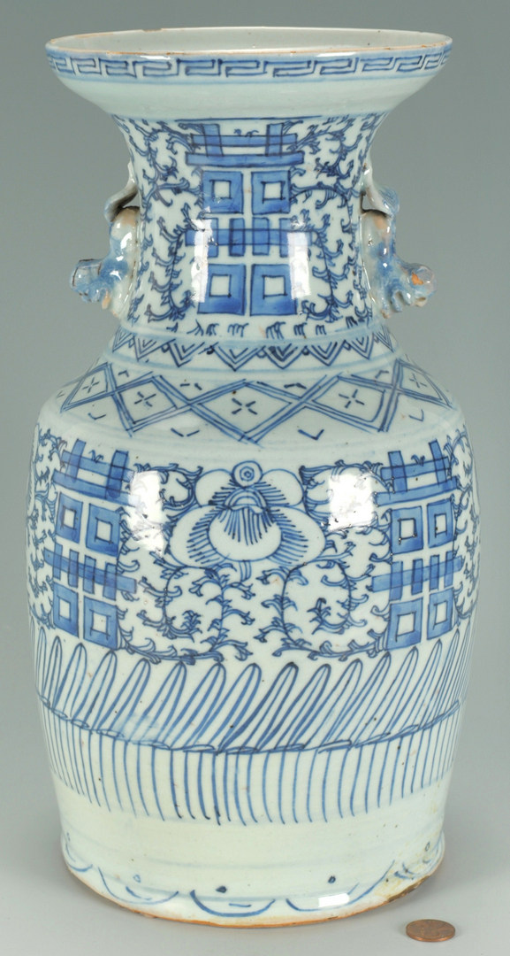 Lot 476: Chinese Blue & White Porcelain Vase