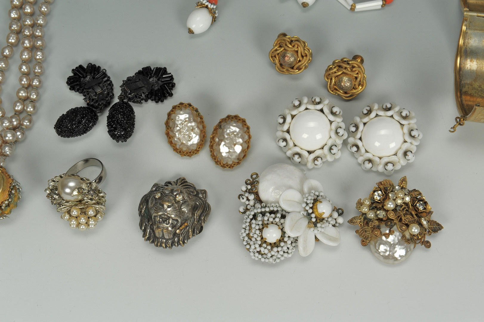 Lot 610: Vintage Assorted Miriam Haskell Jewelry