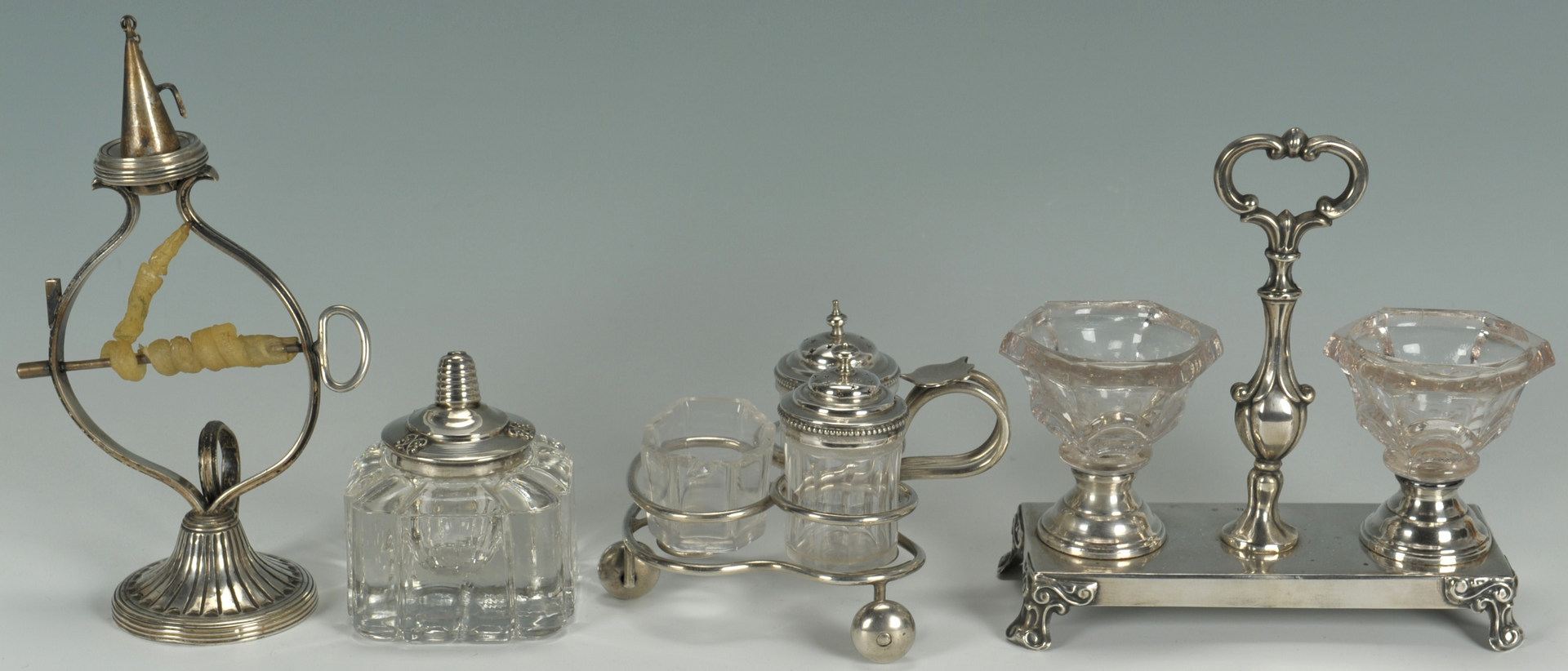 Lot 631: Asst'd silverplate, mother of pearl table items