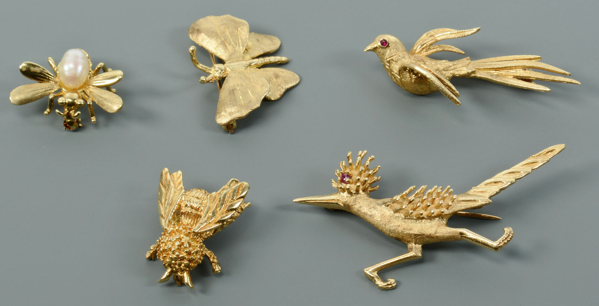 Lot 120: Five 14K Pins: Birds and Bugs