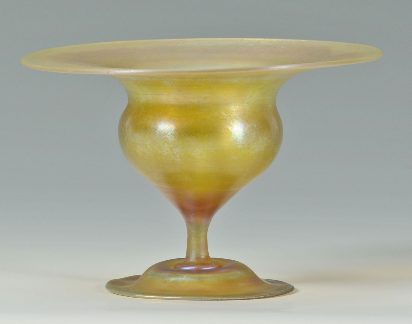 Lot 162: Signed Tiffany Favrile Glass Compote