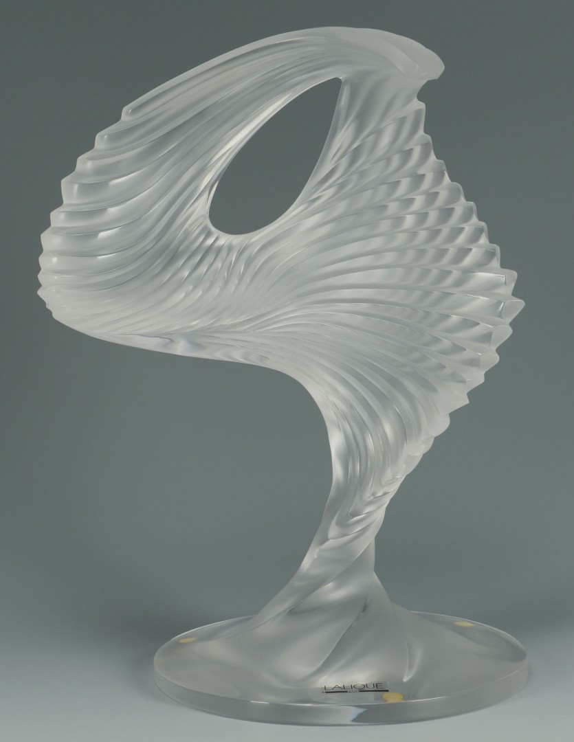 Lot 165: Lalique Trophee Sculpture