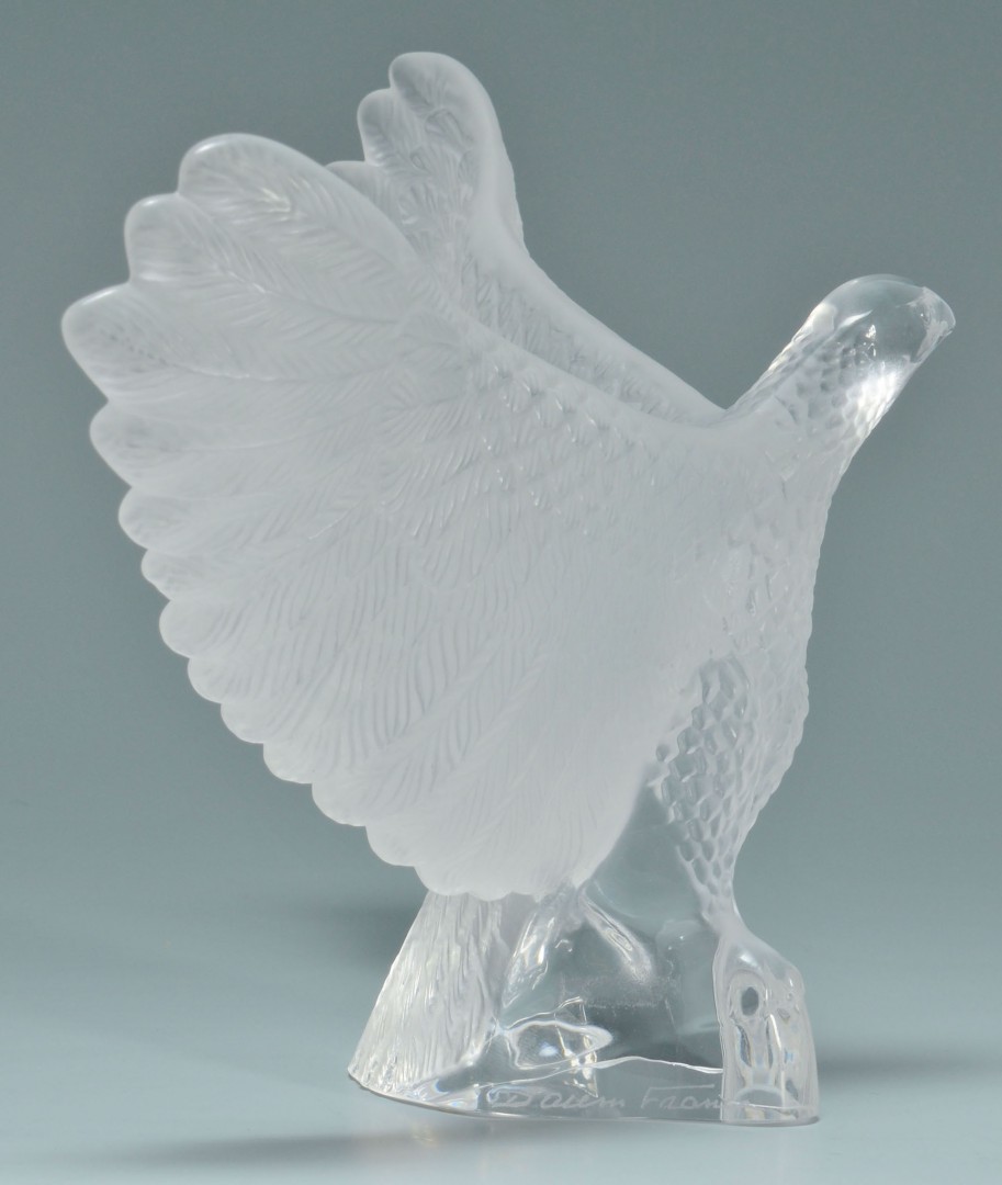 Lot 167: Lalique French Crystal Eagle Paperweight