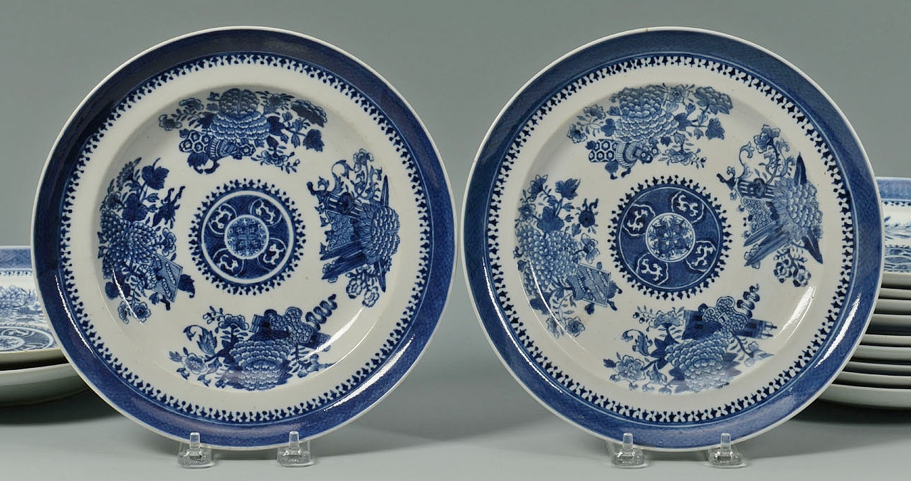 Lot 243: 13 Chinese Export Porcelain Blue Fitzhugh Items