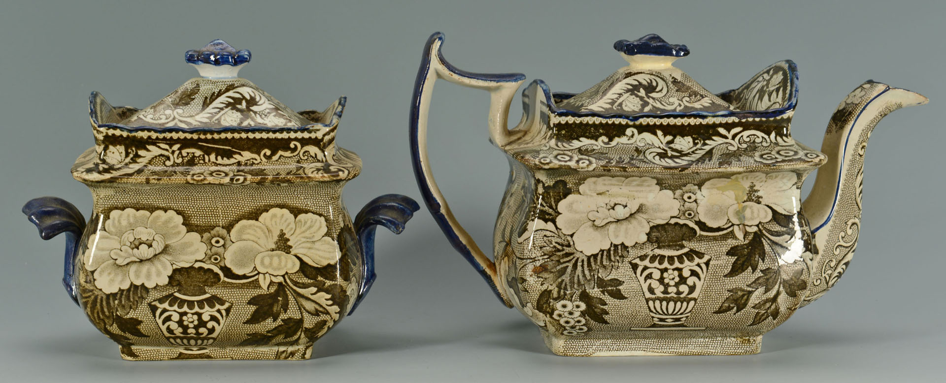 Lot 265: Early English porcelain incl. pearlware caddy