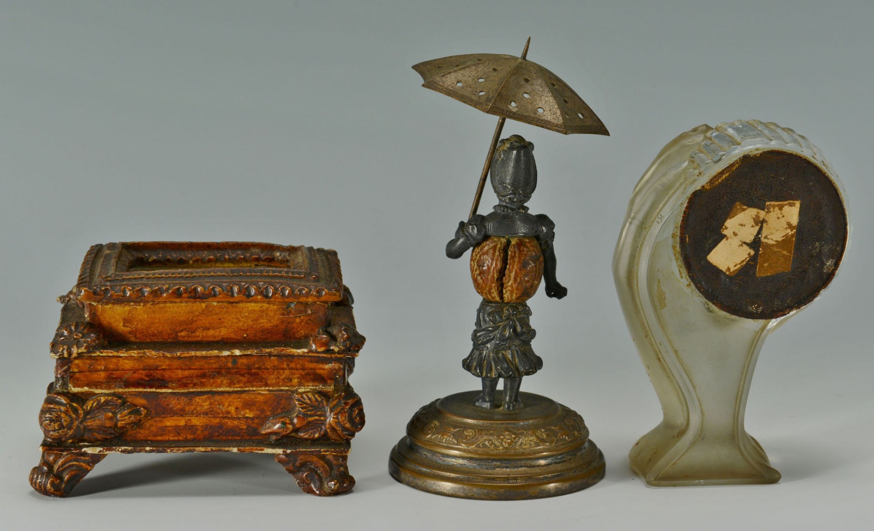 Lot 26: 3 Victorian Novelty Items, inc. paperweight