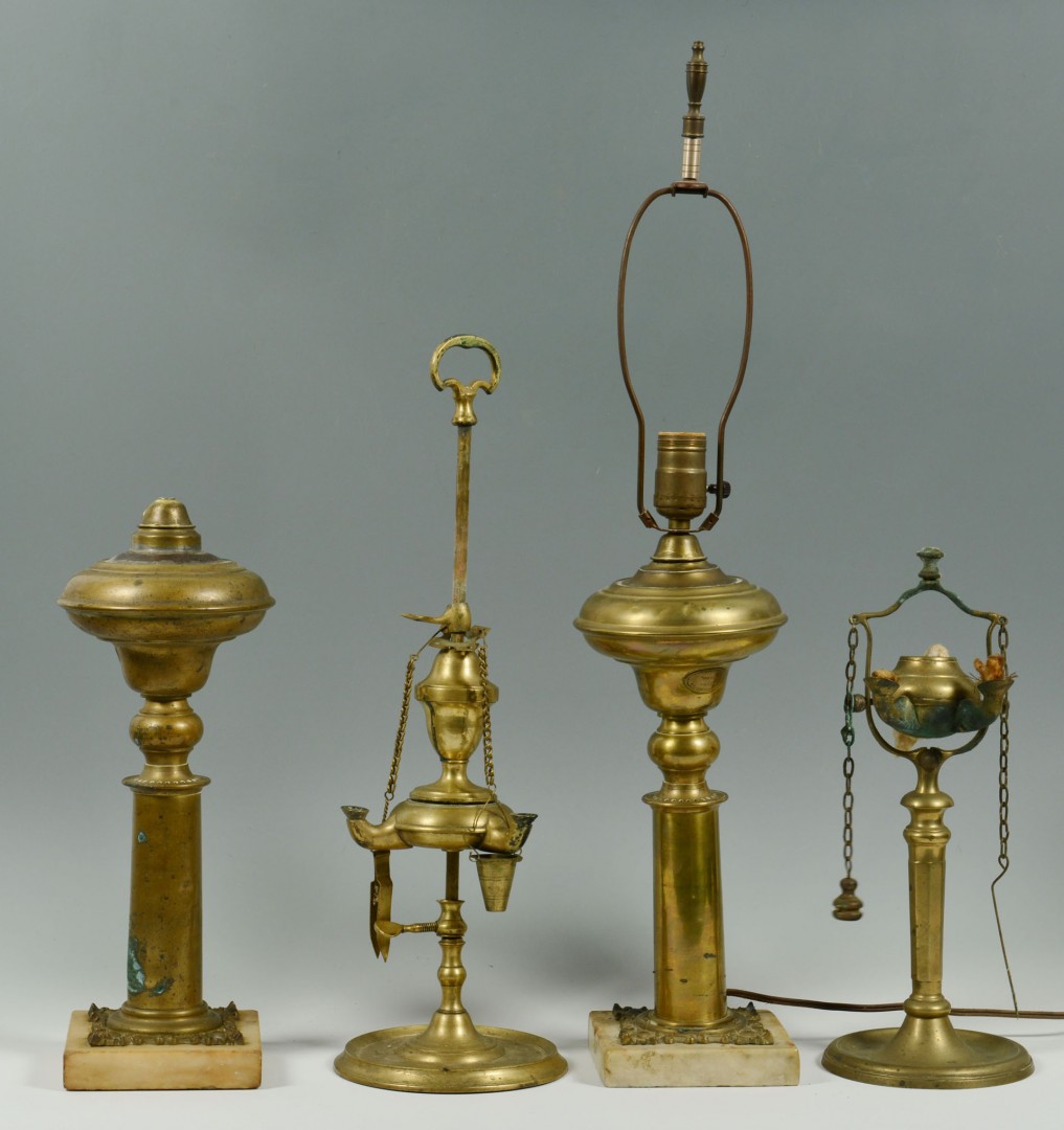 Lot 285: 8 Glass & Brass Oil Lamps, includ. Lucerne