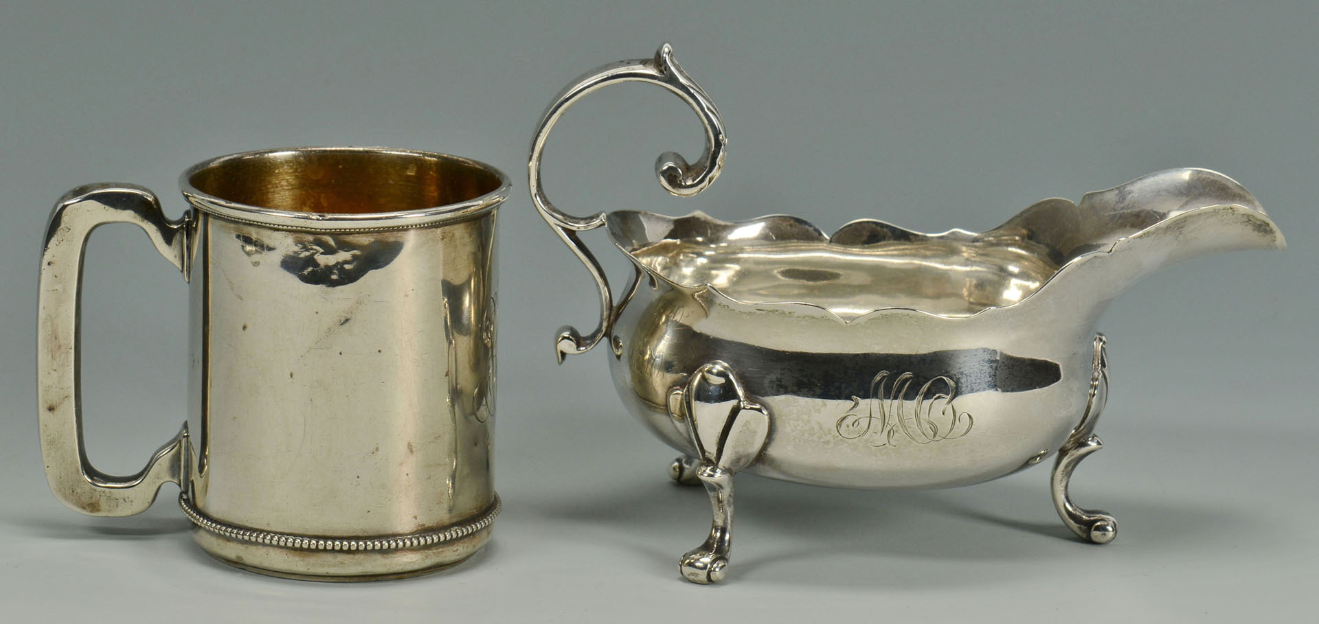 Lot 300: Sterling silver gravy boat, tray and cup