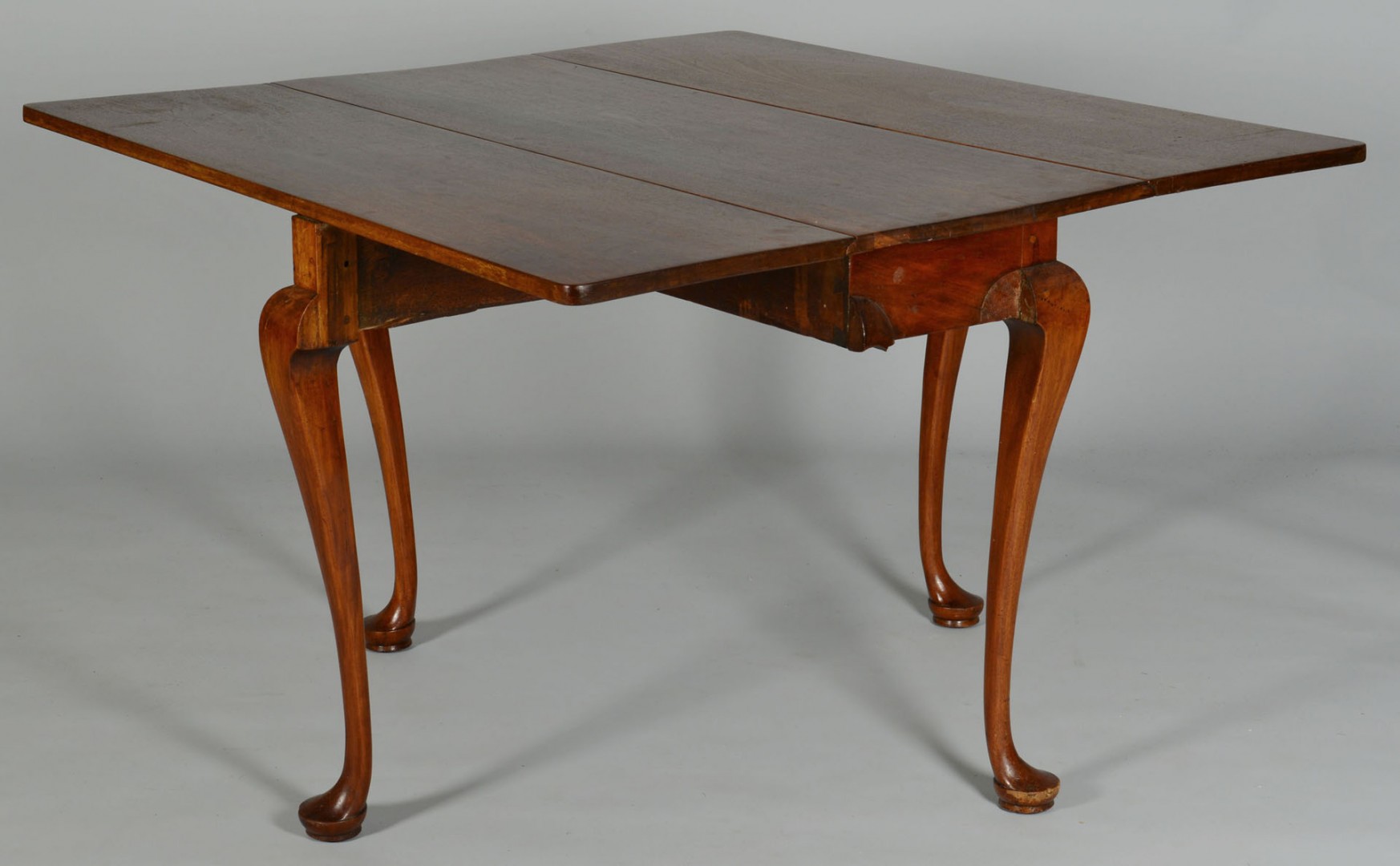 Lot 350: Queen Anne Dropleaf Table