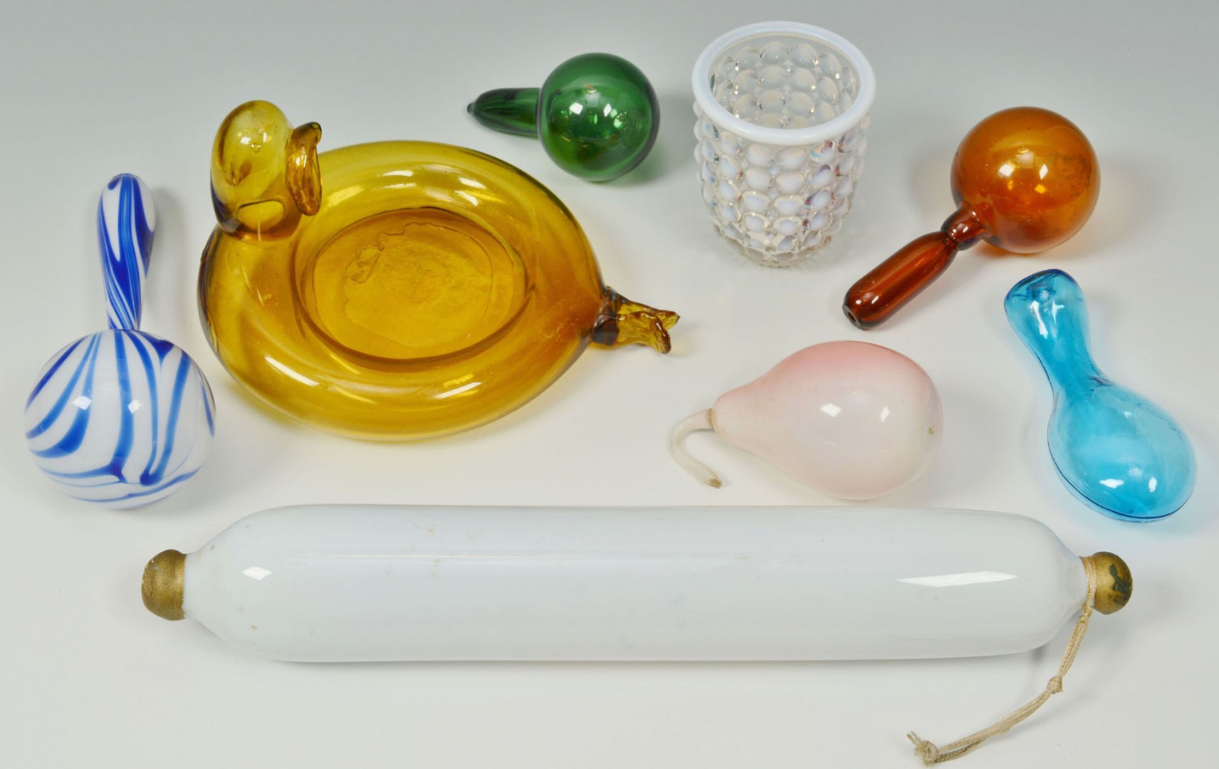 Lot 368: 29 items of Assorted Art & Victorian Glass