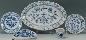 Lot 432: 4 Meissen Blue Onion Porcelain Items + 1 other