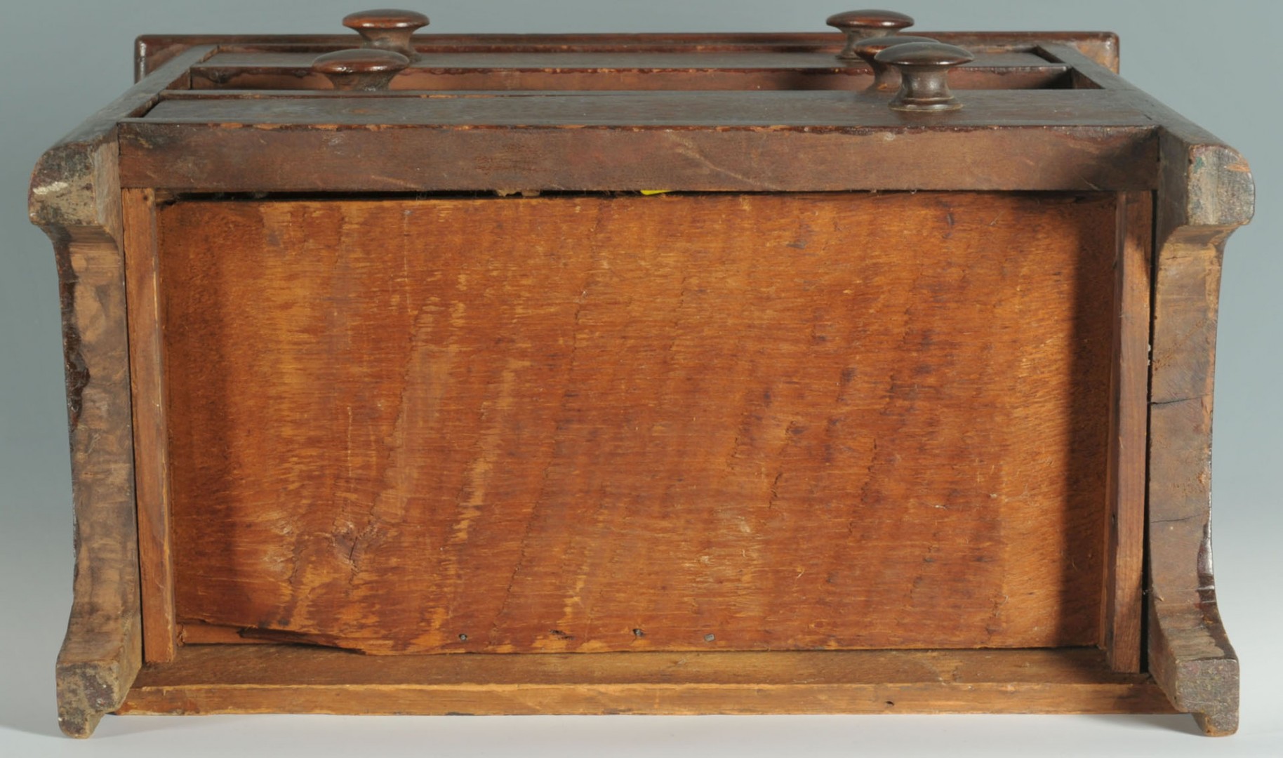 Lot 463: Miniature three-drawer chest