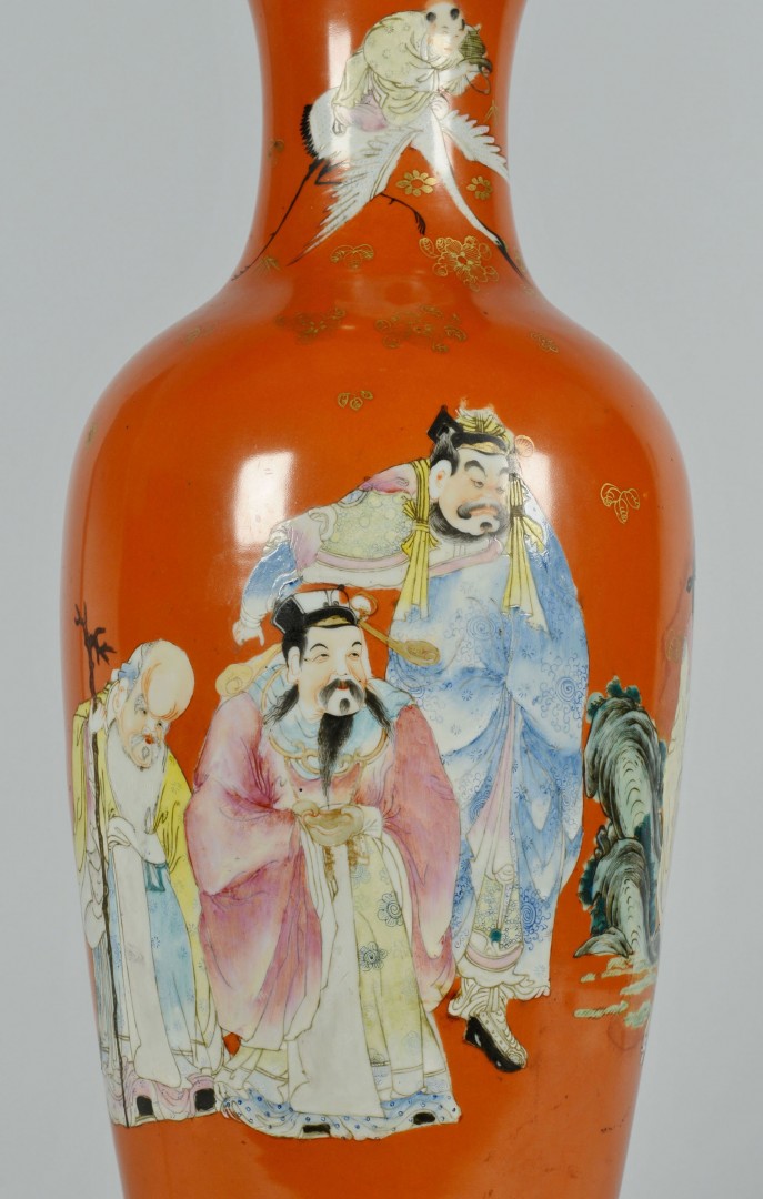 Lot 476: Chinese Famille Rose Porcelain Lamp