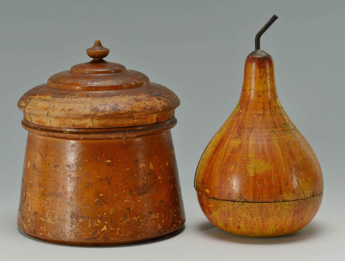 Lot 536: 3 pcs early woodenware incl. pear, tea caddy and t