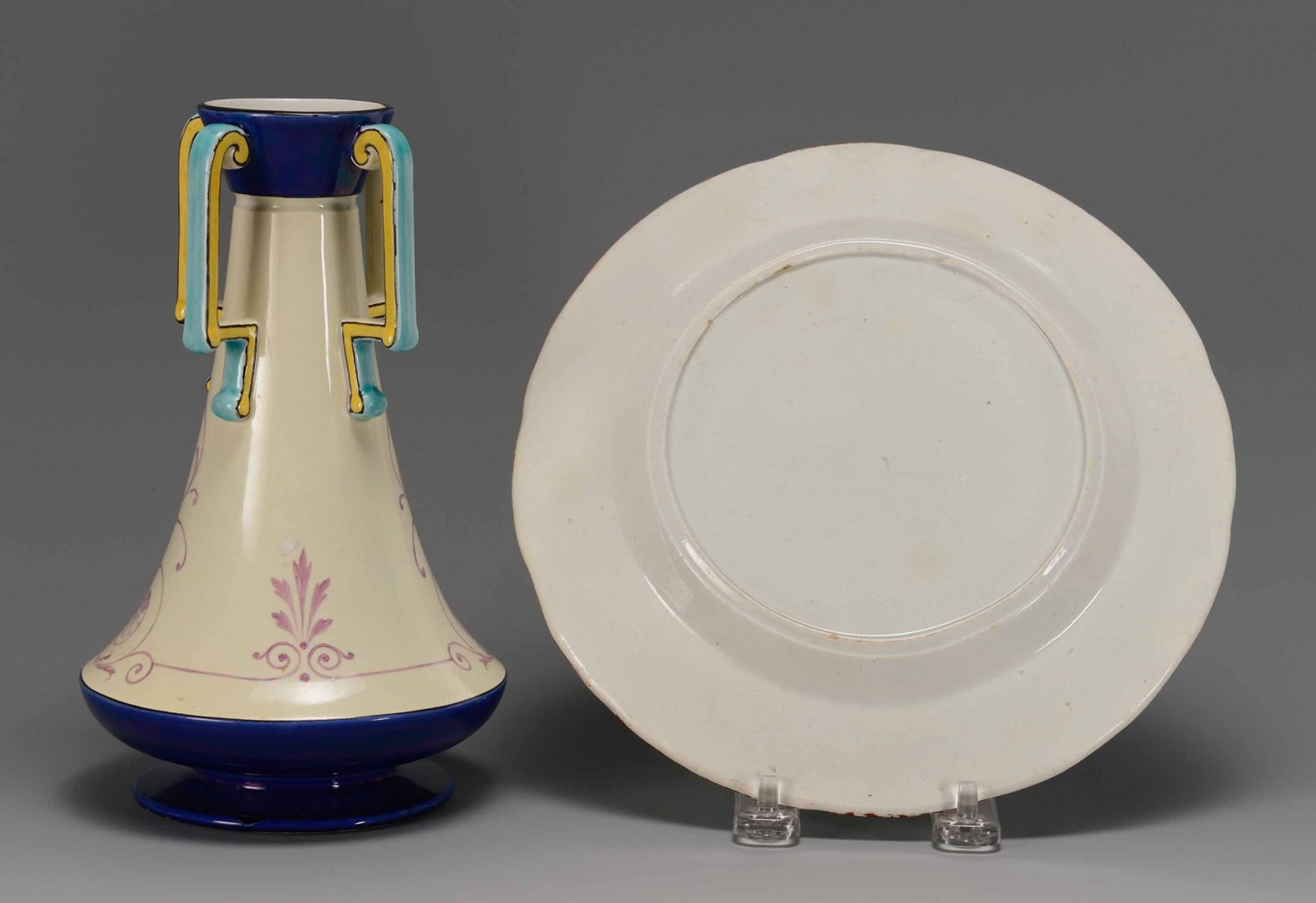 Lot 632: 3 Italian Vases & Prattware Plate, 4 pcs.