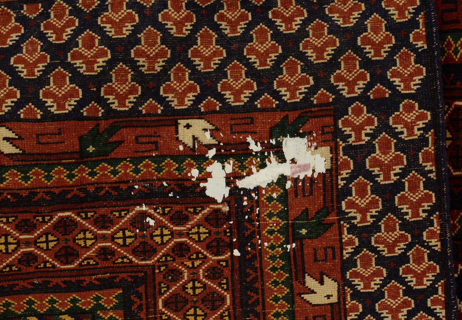 Lot 662: Turkoman Prayer Rug, 5.6 x 3.5