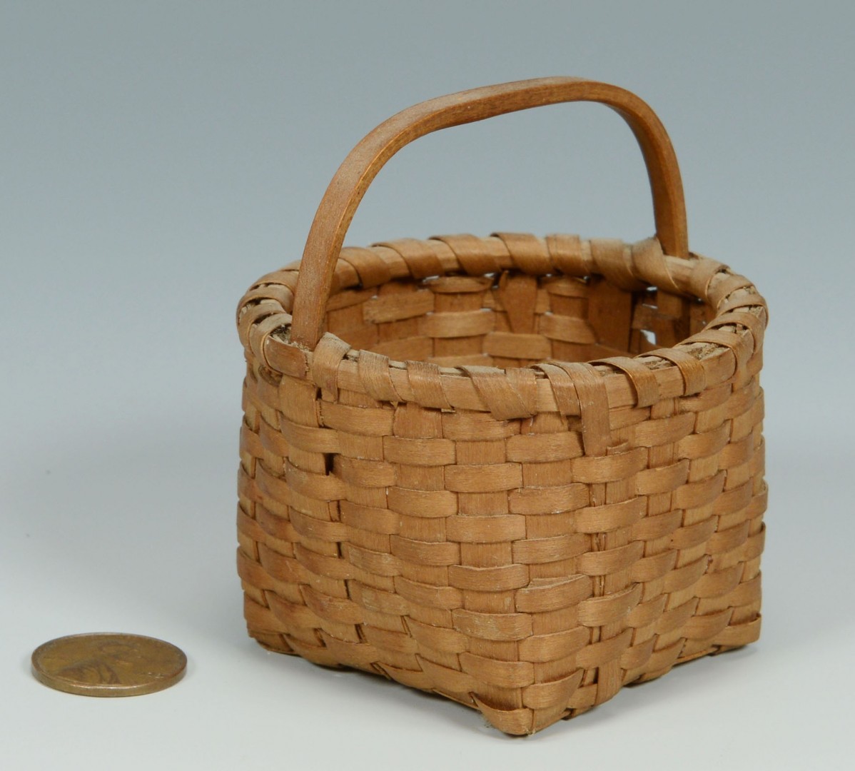 Lot 688: Group of 6 various split oak baskets