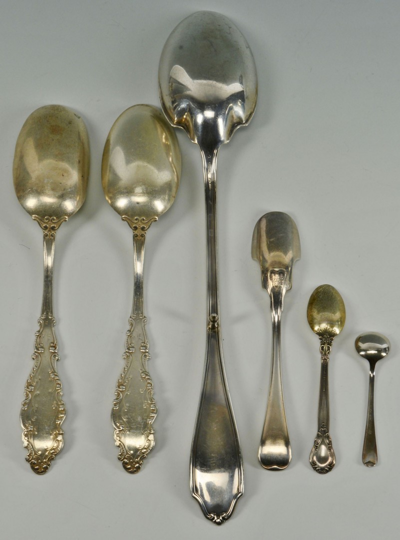 Lot 729: Sterling Flatware and plated salts, 10 pcs.