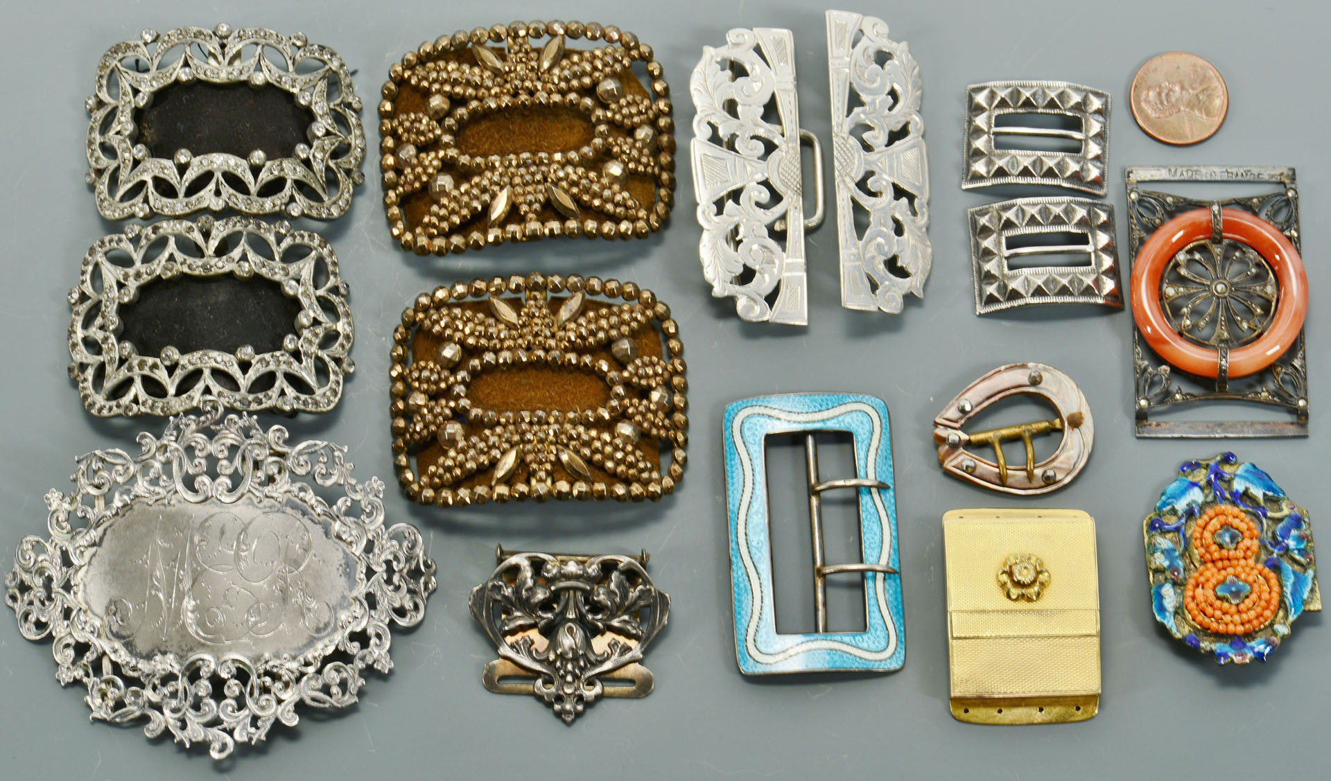 Lot 750: Vintage shoe and belt buckles, some sterling | Case Auctions