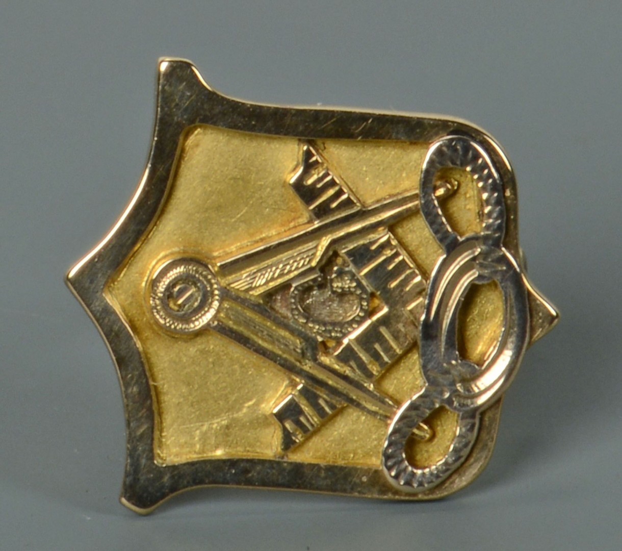 Lot 77: 14k Masonic Pin, Donelson inscription