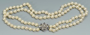 Lot 3088226: Pearl Necklace w/ 14k Dia & Sapphire Clasp