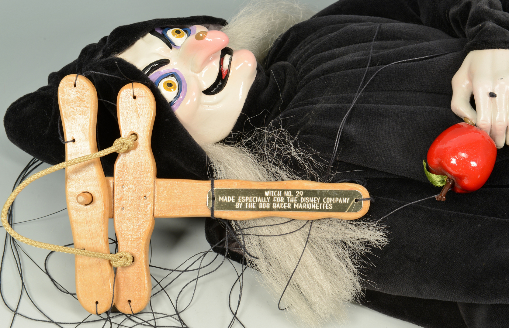 Lot 3088308: 2 Bob Baker Disney Marionettes